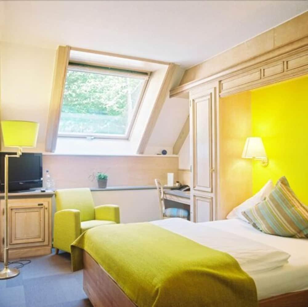 La Clairiere Bio & Spahotel La Petite-Pierre Exterior photo